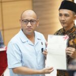 Dukung Asta Cita Presiden Ri,Kejari Sanggau Berikan Sertifikat Tanah
