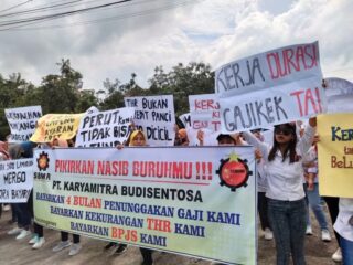 Perusahaan Manufaktur Sepatu Pailit, Karyawan Minta Hak Nya Di Penuhi