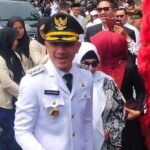 Momen Sertijab, Bupati Lebak Minta Nama Prasasti Terdahulu Di Ganti