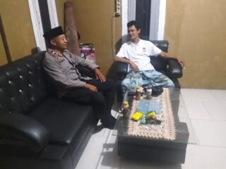 Jaga Keamanan Dengan Warga, Anggota Polsek Cibadak Laksanakan Patroli Dialogis Di Desa Bojongleles