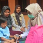 Bupati Pandeglang,Dewi Setiani Jenguk Anak Penderita Tbc Tulang Di Pulosari