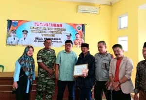 Camat Kaduhejo Berikan Bantuan Langsung Tunai Tahap I Di Palurahan 1 Camat Kaduhejo Berikan Bantuan Langsung Tunai Tahap I Di Palurahan