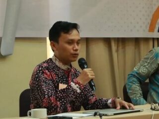 Yayasan Cahaya Guru Desak Penghargaan Bagi Guru Di Daerah Konflik