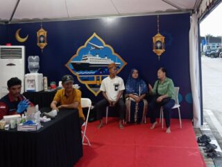 Posko Arus Balik Ptpn Iv Palmco Tol Pekanbaru-Dumai Diserbu Pemudik