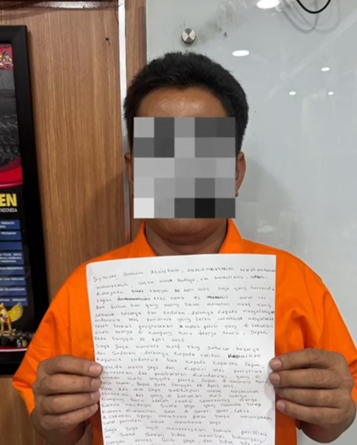 Tersangka Ts Meminta Maaf Atas Kegaduhan Pembakaran Mobil Polisi Di Depok 1 Tersangka Ts Meminta Maaf Atas Kegaduhan Pembakaran Mobil Polisi Di Depok