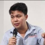 Harianterbit.id Jakarta - Aktivis Muda David Herson Mengatakan Bahwa Tudingan Terhadap Wakil Ketua Dpr Ri, Sufmi Dasco Ahmad, Terkait Dugaan Keterlibatan Dalam Jaringan Judi Online Lintas Negara Merupakan Bentuk Pembunuhan Karakter Dan Fitnah Politik Yang Tidak Berdasar. Nama Dasco, Yang Juga Merupakan Petinggi Partai Gerindra, Belakangan Menjadi Sorotan Setelah Ramai Disebut-Sebut Di Media Sosial Terlibat Dalam Bisnis Judi Daring Di Wilayah Kompong Dewa Casino And Resort, Sihanoukville, Kamboja, Negara Yang Secara Hukum Melegalkan Aktivitas Judi Online. David Menegaskan Bahwa Berdasarkan Sejumlah Rilis Resmi, Termasuk Dari Pusat Pelaporan Dan Analisis Transaksi Keuangan (Ppatk), Tidak Ditemukan Nama Sufmi Dasco Dalam Laporan Transaksi Keuangan Yang Terindikasi Terkait Aktivitas Judi Online. “Nama Sufmi Dasco Tidak Pernah Muncul Dalam Laporan Ppatk Maupun Dalam Bagan Konsorsium 303 Yang Sempat Beredar Pada 2022. Bahkan, Bareskrim Polri Juga Telah Merilis Bahwa Nama Beliau Tidak Masuk Dalam Jaringan Judi Online Sebagaimana Yang Dituduhkan,” Ujarnya David. David Juga Mempertanyakan Logika Di Balik Tudingan Yang Mengaitkan Posisi Sufmi Dasco Dengan Dunia Judi Online.menurutnya, Jabatan Politik Yang Diemban Dasco Tidak Memiliki Korelasi Dengan Aktivitas Berbasis Teknologi Informasi Seperti Perjudian Daring. “Tidak Ada Hubungan Antara Posisi Beliau Sebagai Wakil Ketua Dpr Dengan Pengelolaan Teknologi Atau Internet. Jadi Bagaimana Mungkin Bisa Dikaitkan Dengan Aktivitas Tersebut, Kecuali Memang Ada Motif Menjatuhkan Secara Politik,” Kata David. David Juga Menilai Bahwa Tuduhan Ini Merupakan Bagian Dari Operasi Politik Yang Ditujukan Tidak Hanya Untuk Merusak Kredibilitas Sufmi Dasco, Melainkan Juga Untuk Melemahkan Integritas Pemerintahan Prabowo Subianto Secara Keseluruhan. “Ini Adalah Upaya Sistematis Untuk Merusak Nama Baik Tokoh-Tokoh Kunci Dalam Pemerintahan. Serangan Semacam Ini Justru Mencerminkan Ketakutan Pihak-Pihak Tertentu Terhadap Konsolidasi Nasional Yang Sedang Dilakukan,” Tambahnya.