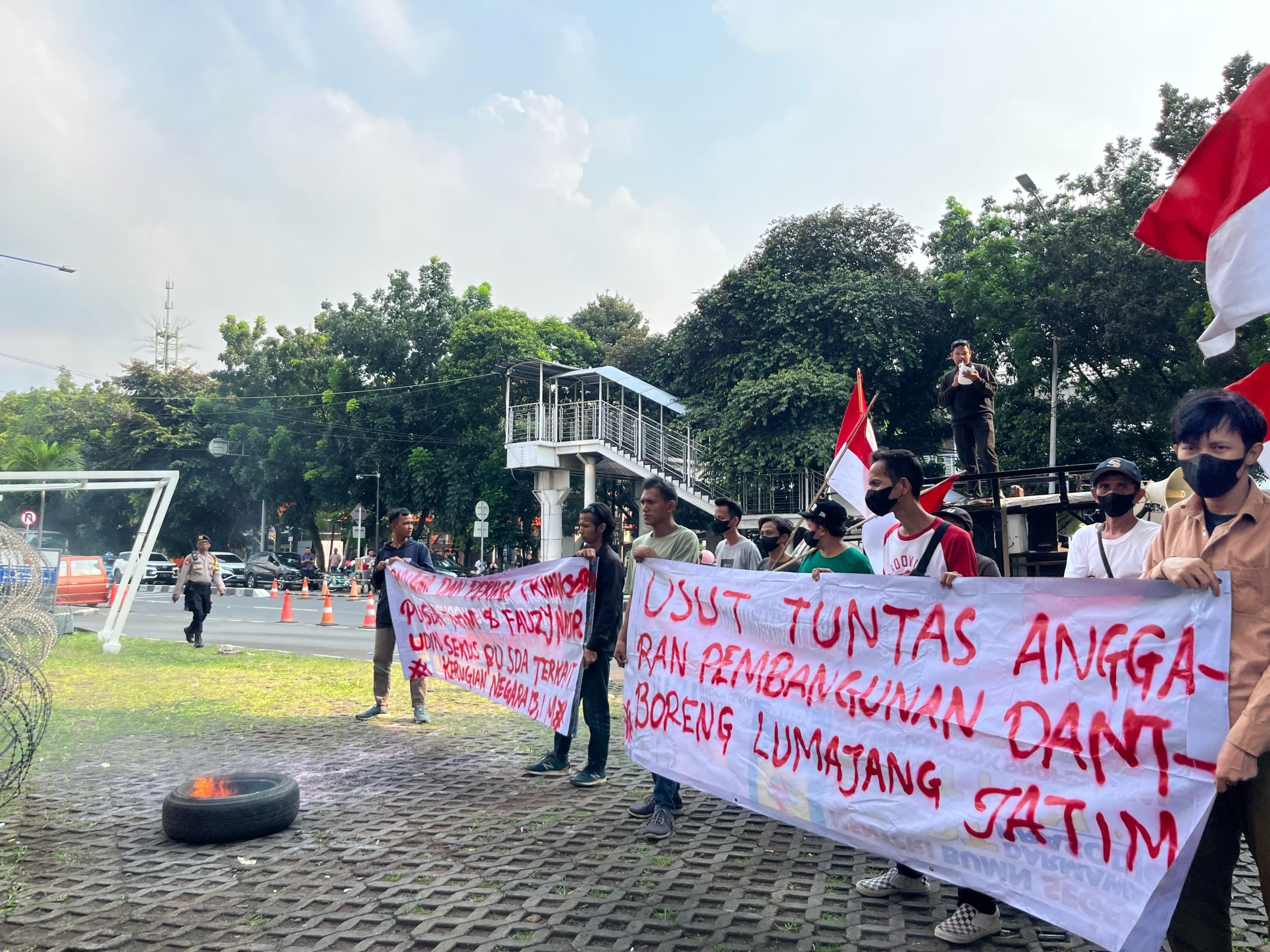 Spm Merah Putih Cium Dugaan Korupsi Di Proyek Dam Boreng Lumajang 1 Spm Merah Putih Cium Dugaan Korupsi Di Proyek Dam Boreng Lumajang