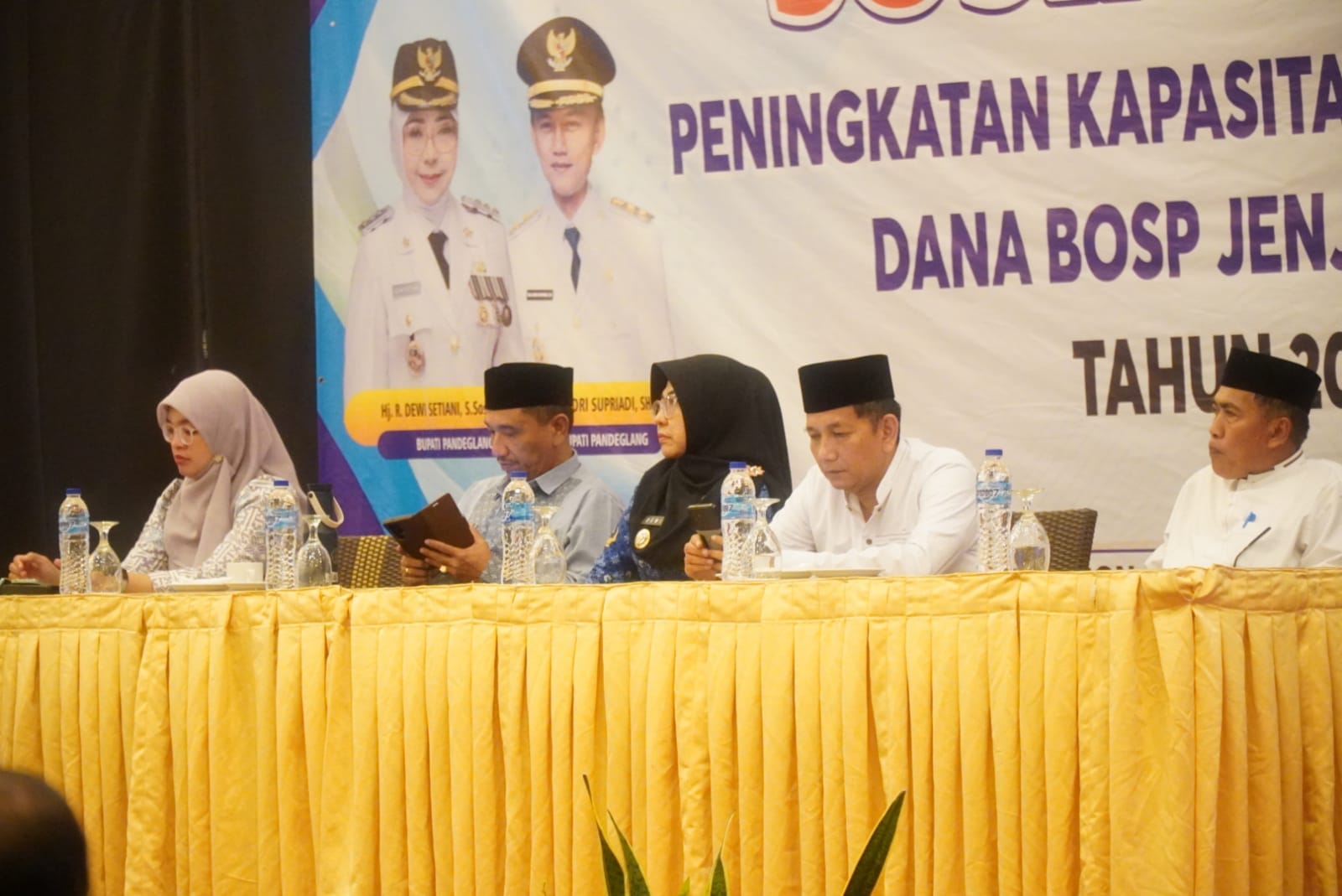 Bupati Dewi Setiani Minta Kepala Sekolah Transparan Kelola Dana Bosp 1 Bupati Dewi Setiani Minta Kepala Sekolah Transparan Kelola Dana Bosp