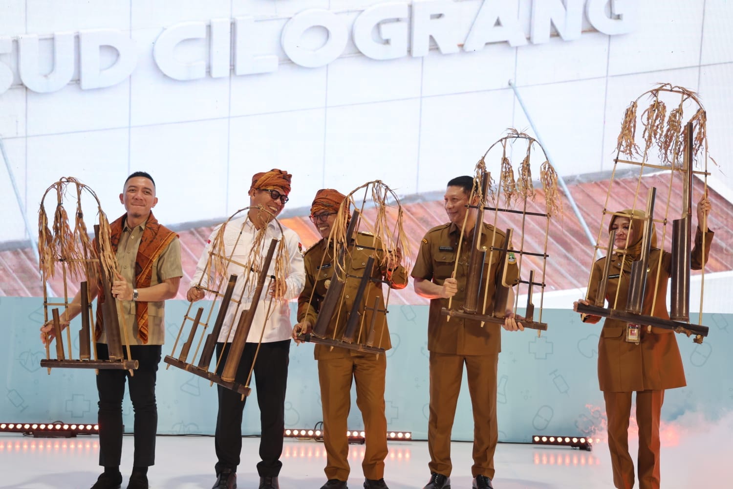 Gubernur Banten Resmikan Rsud Uwes Qorny Cilograng Kabupaten Lebak 1 Gubernur Banten Resmikan Rsud Uwes Qorny Cilograng Kabupaten Lebak