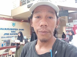 Warga Apresiasi Pelayanan Disdukcapil Pandeglang Terkait Pembuatan Akta Lahir