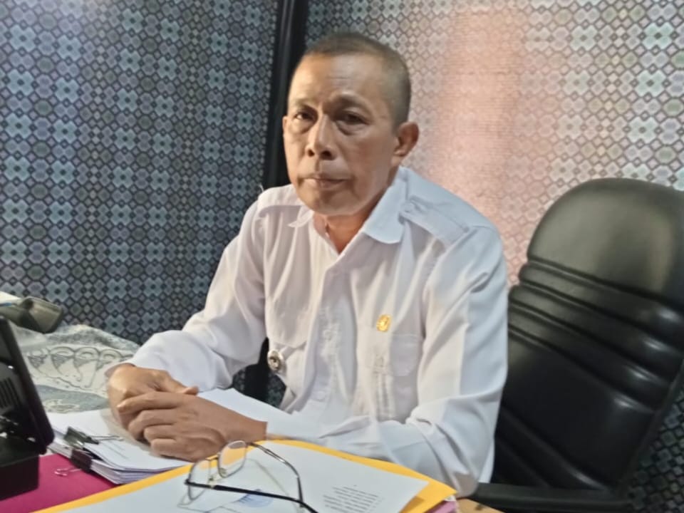 Tingkatkan Etos Kerja, Kepala Desa Mekarsari Laksanakan Rutinitas Briefing 1 Kepala Desa Ahmad Sanwani Laksanakan Briefing Guna Tingkatkan Etos Kerja Pemerintah Desa