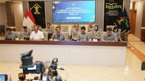 Kementerian Hukum Beberkan Capaian Kerja Program Prioritas Presiden Prabowo 1 Kementerian Hukum Beberkan Capaian Kerja Program Prioritas Presiden Prabowo