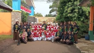 Smp 1 Negri Kemang Menyambut Kehadiran Murid Baru Dengan Melaksanakan Kegiatan Masa Pengenalan Lingkungan Sekolah 4 Smp 1 Negri Kemang Menyambut Kehadiran Murid Baru Dengan Melaksanakan Kegiatan Masa Pengenalan Lingkungan Sekolah