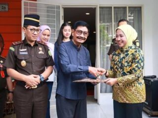 Anjangsana Ke Rumah Soehandoyo Wujud Nyata Kepedulian Kejati Banten