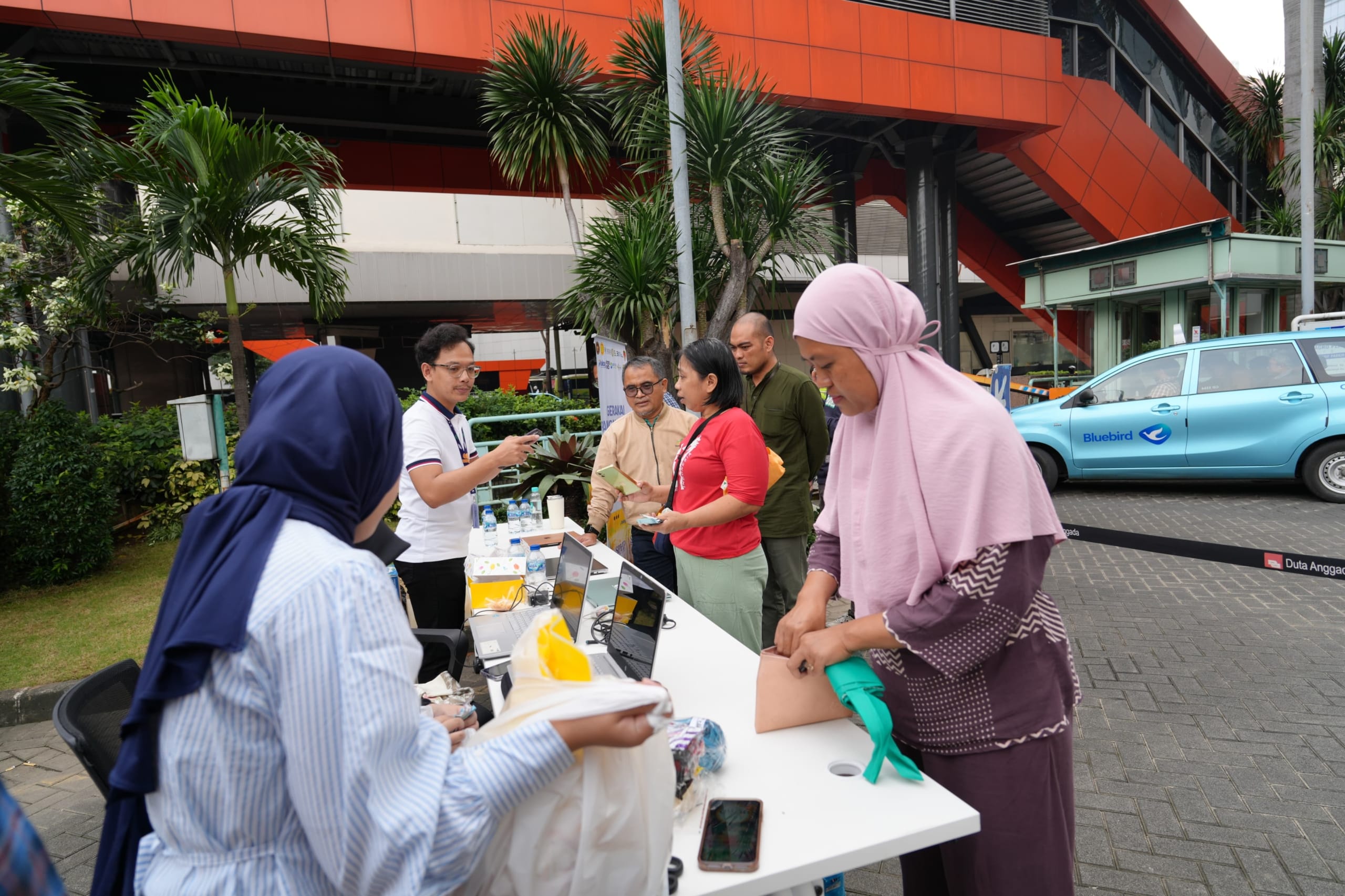 Dukung Stabilitas Pangan, PTPN IV PalmCo Distribusikan Beras SPHP di Wilayah Operasional