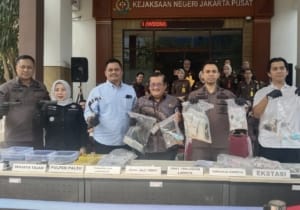 Kejari Jakpus Musnahkan 696 Butir Ekstasi Serta Barang Bukti Lainnya 10 Kejari Jakpus Musnahkan 696 Butir Ekstasi Serta Barang Bukti Lainnya