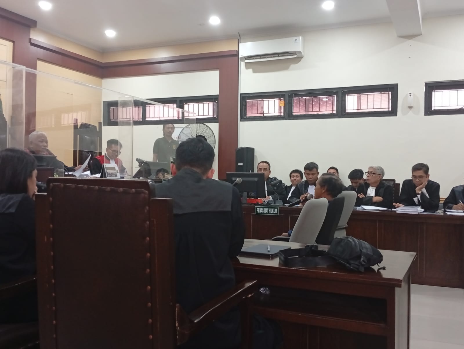 Dugaan Praktik Mafia Tanah Charlie Chandra, Jpu Keberatan Saksinya Kuasa Hukum Terdakwa 1 Dugaan Praktik Mafia Tanah Charlie Chandra, Jpu Keberatan Saksinya Kuasa Hukum Terdakwa