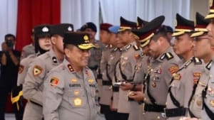 Kapolda Metro Jaya Rotasi 13 Kapolsek-14 Kasat Dimutasi 1 Kapolda Metro Jaya Rotasi 13 Kapolsek-14 Kasat Dimutasi