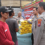Polsek Serang Polresta Serang Kota Salurkan Beras Sphp Program Pangan Murah Nasional