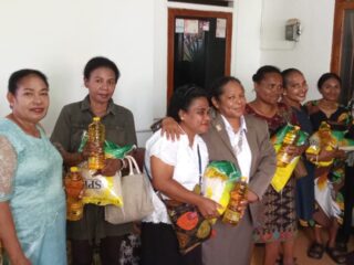 Peduli Sesama, Yayasan Gerak Nusantara Papua Bantu Warga Lewat 200 Paket Sembako