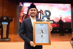 Kementerian Agama Ri Terima Penghargaan Popular Government Institutions 2025 1 Kementerian Agama Ri Terima Penghargaan Popular Government Institutions 2025