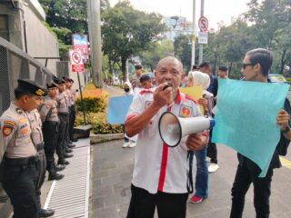 Koalisi Aktivis Bersatu Lebak Demo Kantor Bumn, Soal Aliran Listrik Ke 90 Titik Tambang Ilegal