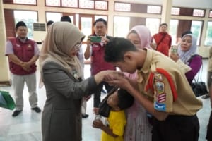 Bupati Dewi Setiani Lepas 26 Siswa Berangkat Ke Sekolah Rakyat Tangerang Selatan 5 Bupati Dewi Setiani Lepas 26 Siswa Berangkat Ke Sekolah Rakyat Tangerang Selatan