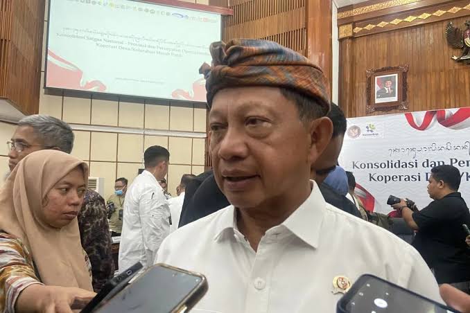 Penggiat Lingkungan Banten Desak Presiden Copot Mendagri Tito Karnavian, Dinilai Gagal Monitoring Kebijakan Daerah 1 Penggiat Lingkungan Banten Desak Presiden Copot Mendagri Tito Karnavian, Dinilai Gagal Monitoring Kebijakan Daerah