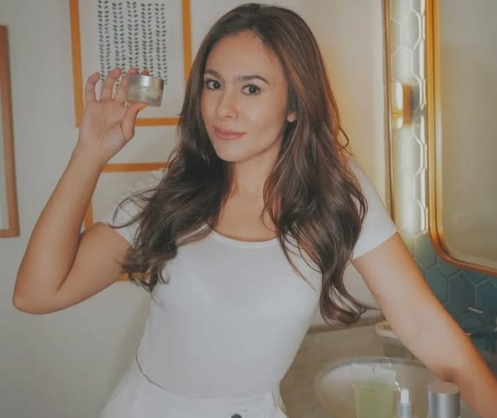 Bukan Cuma Andalkan Skincare, Artis Cantik Ini Ungkap Cara Rawat Kulit Dari Dalam 1 Bukan Cuma Andalkan Skincare, Artis Cantik Ini Ungkap Cara Rawat Kulit Dari Dalam