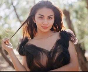 Ariel Tatum Ungkap Perasaan Usai Film La Tahzan Rilis Poster Dan Trailer 10 Ariel Tatum Ungkap Perasaan Usai Film La Tahzan Rilis Poster Dan Trailer