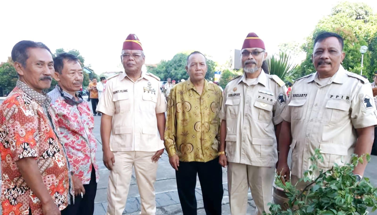 Kondisi Negara Terpuruk, Fppi Dorong Presiden Prabowo Segera Lakukan Evaluasi Kabinet 1 Kondisi Negara Terpuruk, Fppi Dorong Presiden Prabowo Segera Lakukan Evaluasi Kabinet
