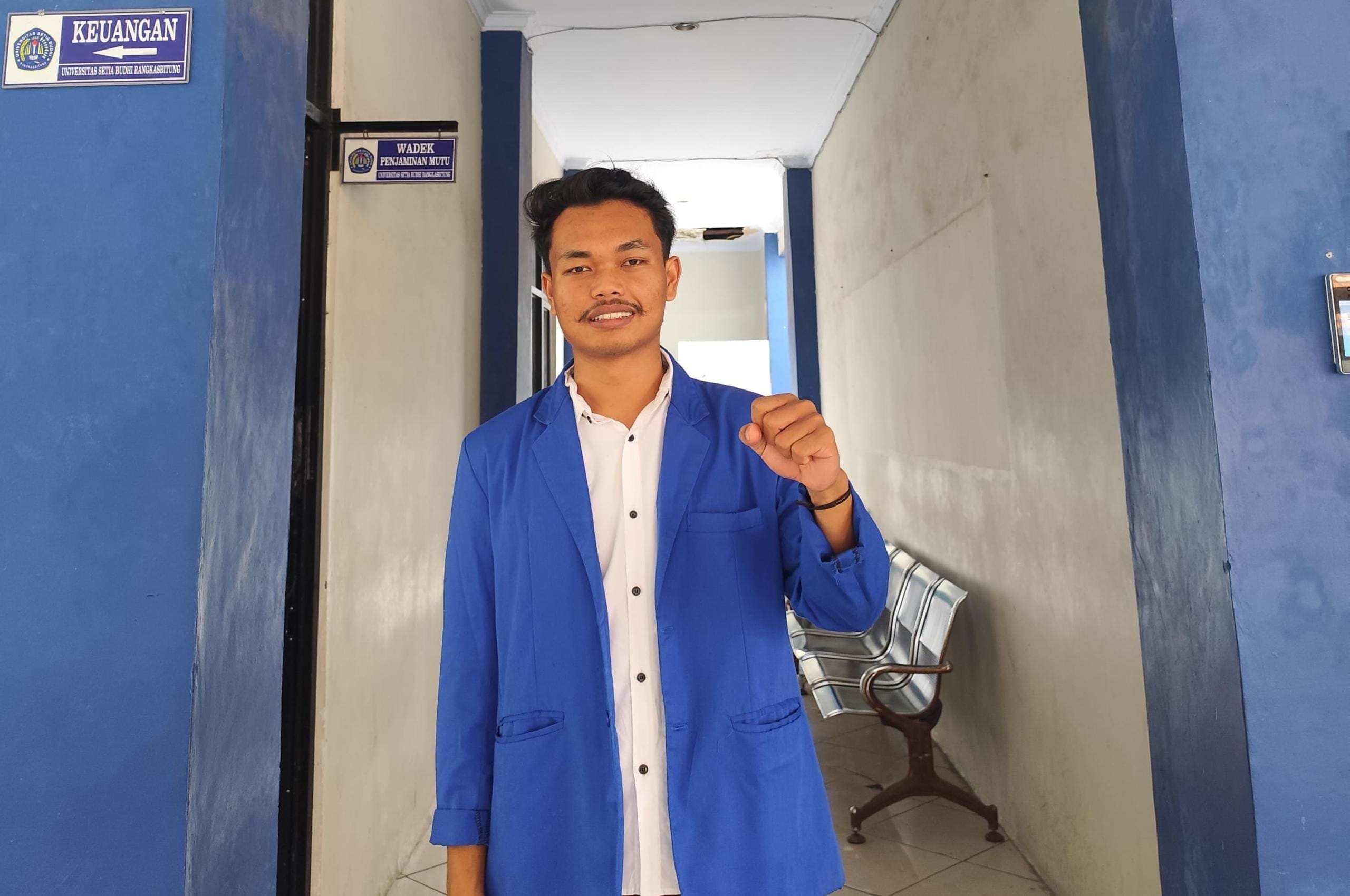 Kabid Advokasi Bem Setia Budhi Soroti Dispora Lebak Soal Fasilitas Dan Sewa Gor Ona 1 Kabid Advokasi Bem Setia Budhi Soroti Dispora Lebak Soal Fasilitas Dan Sewa Gor Ona