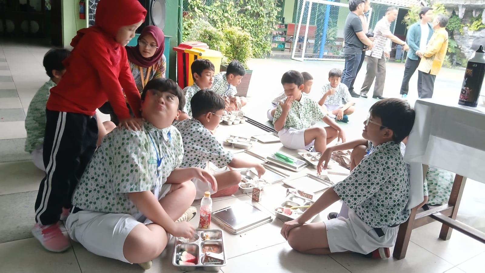 Trobosan Baru, Sdn 01 Menteng Uji Coba Dapur Mbg 1 Trobosan Baru, Sdn 01 Menteng Uji Coba Dapur Mbg