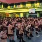 Begini Meriahnya Para Siswa Menyantap Mbg Dapur Sekolah Sdn 01 Menteng