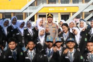 Polri Peduli Pendidikan, Begini Pesan Kapolres Kabupaten Lebak 2 Polri Peduli Pendidikan, Begini Pesan Kapolres Kabupaten Lebak