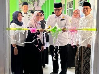 Kepala Kanwil Kemenag Jabar Resmikan Ponpes Mumtaz Mizani Subang