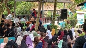 Penuh Khidmat, Smpn 2 Sajira Gelar Maulid Nabi Besar Muhammad Saw 4 Penuh Khidmat, Smpn 2 Sajira Gelar Maulid Nabi Besar Muhammad Saw
