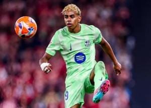 Buang Peluang, Kisah Bayern Munich Tebus Murah Yamal 10 Buang Peluang, Kisah Bayern Munich Tebus Murah Yamal