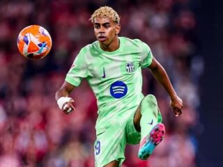 Buang Peluang, Kisah Bayern Munich Tebus Murah Yamal