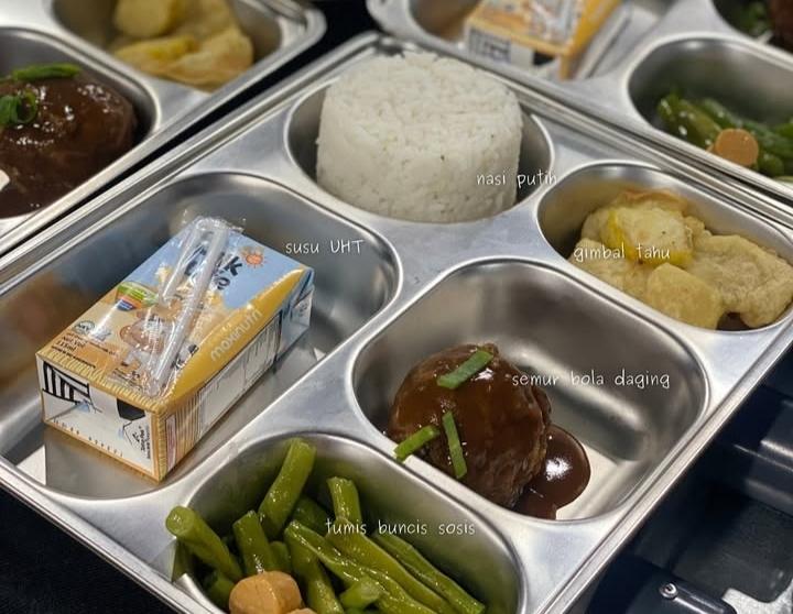 Selain Dari Puskesmas, Babinsa Dan Babinkamtibmas Juga Hadir Pada Uji Coba Dapur Sekolah Di Sdn 01 Menteng 1 Selain Dari Puskesmas, Babinsa Dan Babinkamtibmas Juga Hadir Pada Uji Coba Dapur Sekolah Di Sdn 01 Menteng