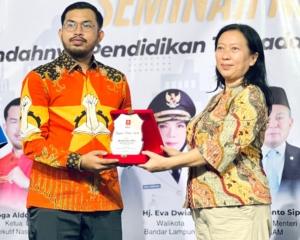 Lmnd Gelar Seminar, Suarakan Masalah Pendidikan 1 Lmnd Gelar Seminar, Suarakan Masalah Pendidikan
