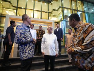 Selesaikan Masalah Sampah, Walikota Sukabumi Ikuti Rapat Di Wisma Danantara Jakarta