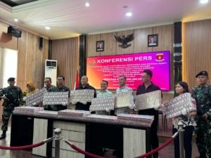 Dugaan Korupsi Pt Enm Dan Sdi, Kejari Kota Bandung Serahkan Uang Rp15 Miliar Ke Negara 1 Dugaan Korupsi Pt Enm Dan Sdi, Kejari Kota Bandung Serahkan Uang Rp15 Miliar Ke Negara