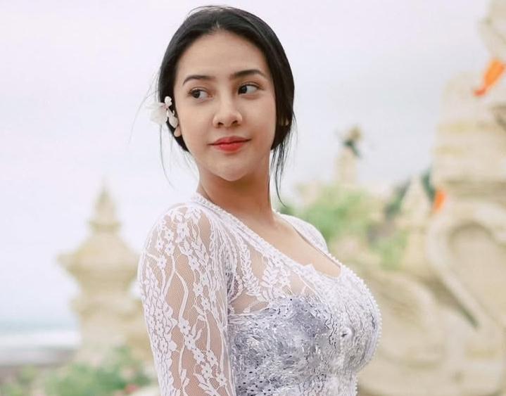 Bucin Banget, Anya Beberkan Pernah Kasih Ini Ke Doi