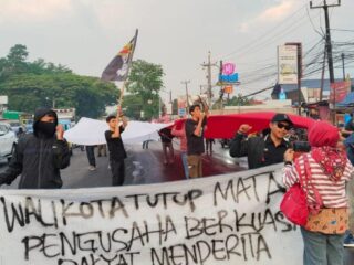 Ada Dugaan Pungli, Mahasiswa Soroti Bangunan Liar Di Atas Pipa Gas Pasar Rau