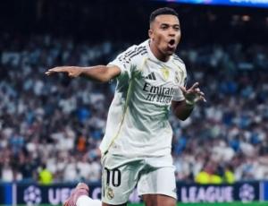 Raih Sepatu Emas, Kylian Mbappe Cetak Gol Terbanyak Di Eropa