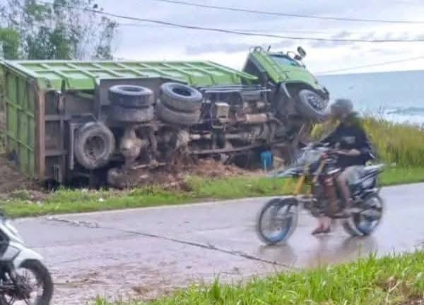 Telan Korban, Mahasiswa Desak Gubernur Banten Revisi Jam Operasional Truk Tambang