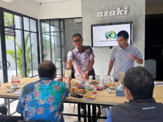 Sekretaris Kementrian Umkm Apresiasi Pt Azaki Food Internasional