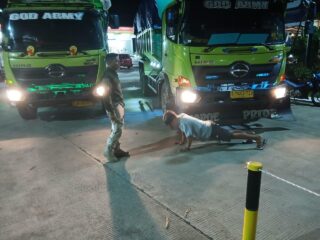 Aksi Heroik Koramil Maja Tertibkan Truk Galian C Langgar Aturan