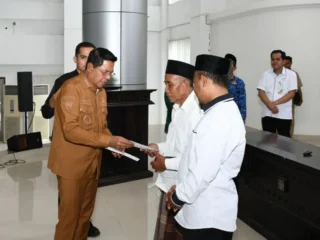 Benteng Akhlak Generasi Muda Di Lombok Timur Terima Insentif Dari Bupati